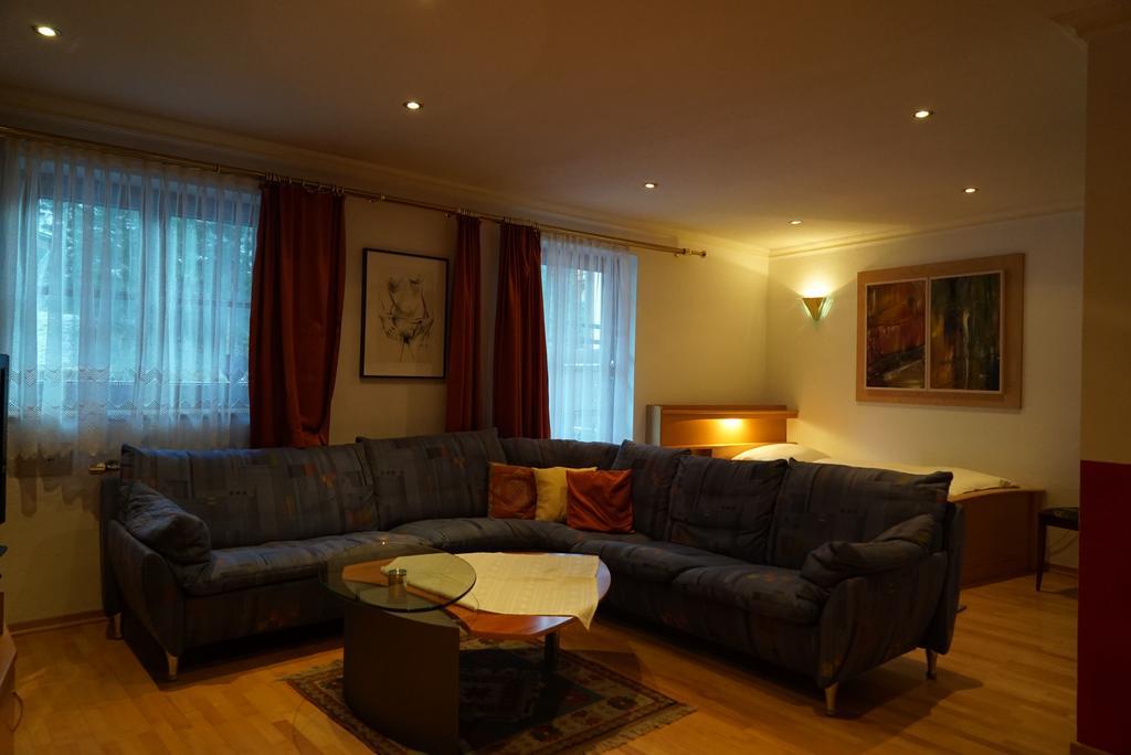Gasthof Perfler Hotell Außervillgraten Rum bild
